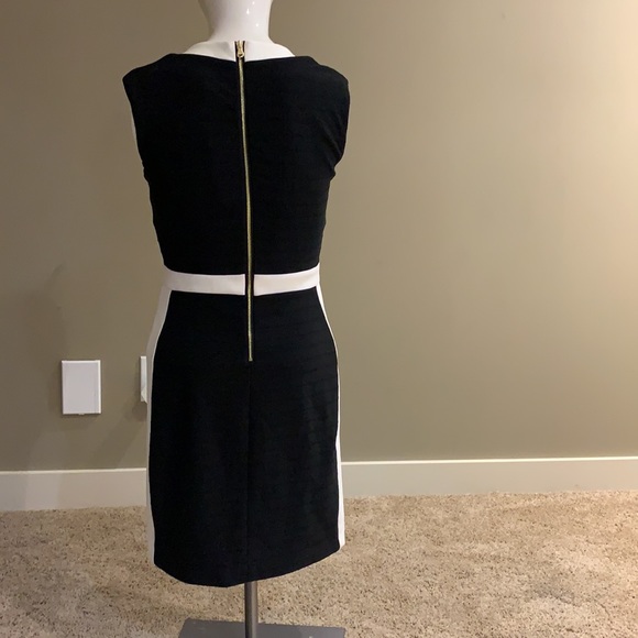 Guess dress size 2 - Picture 3 of 6